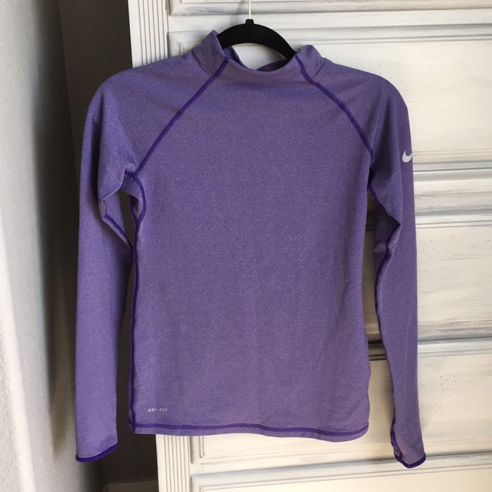 Girl’s Nike Pro Long Sleeve